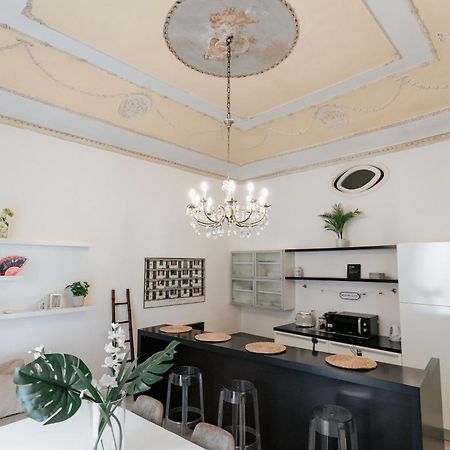 Appartamento Four Luxury Art Palermo Esterno foto